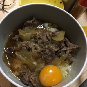 「すき家の牛丼♪」お家で作る★ねぎ玉牛丼